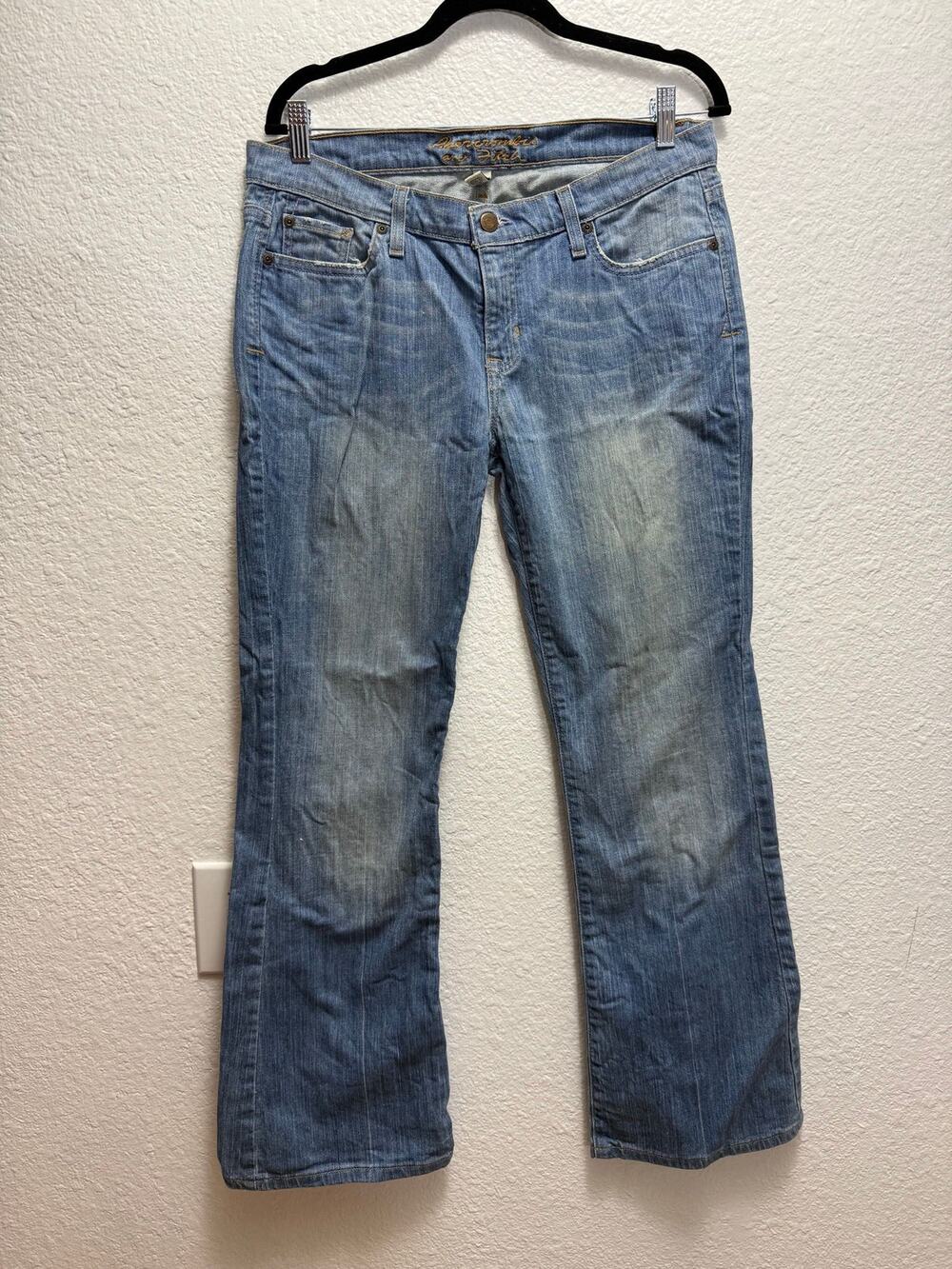 Abercrombie & Fitch Y2K Low Rise Flare Jeans Size 8 Short